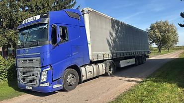 work r18: Тягач, Volvo, 2014 г., Шторный — 2