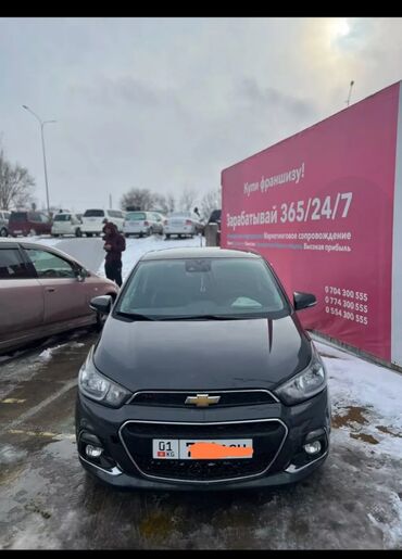 Chevrolet: Chevrolet Spark: 2017 г., 1 л, Автомат, Бензин, Хэтчбэк