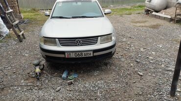 Volkswagen: Volkswagen Passat: 2000 г., 1.6 л, Механика, Бензин, Седан