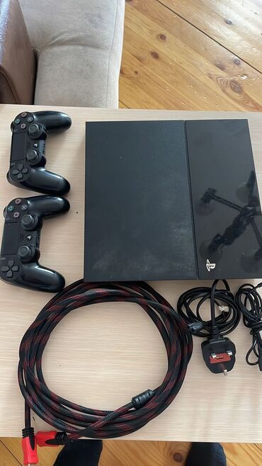 ip 330: Ps4 slim 500gb👇Qiyməti:*330* man. Original 2 pultlu. Ustada olmayıb