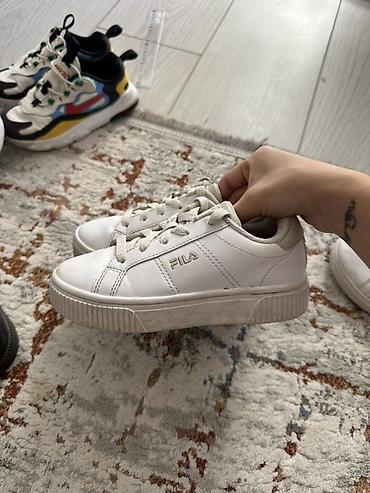 Детская обувь: Детская обувь — несколько пар 1) Adidas Samba (оригинал) - Унисекс — 1