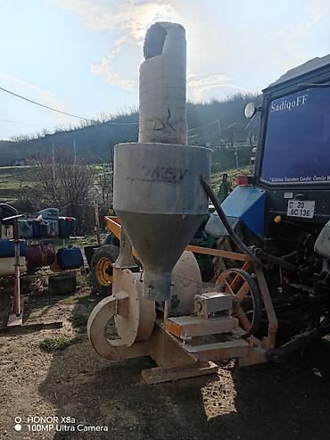 masın satısı: Traktor üçün qoşulan yem üyüdücü deyirman satlır ideal vəziyyətdədi 40 — 2
