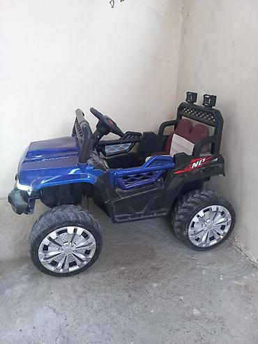 Jeep: Uşaq üçün elektrikli off-road maşın - Rəng: göy/qara - Korpus: jeep at lalafo.az — 1 Jeep: Uşaq üçün elektrikli off-road maşın - Rəng: göy/qara - Korpus: jeep — 1