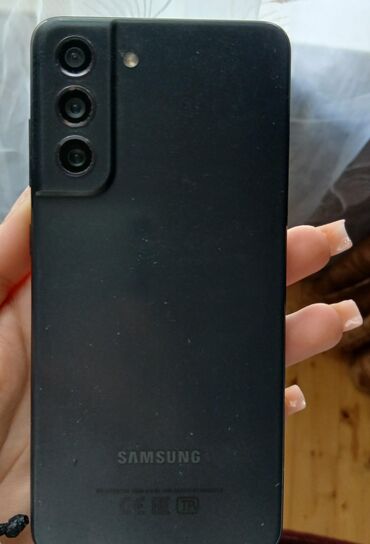 samsung s10 цена в баку: Samsung Galaxy S21 FE, rəng - Qara, Barmaq izi