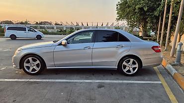 mercedes e220 cdi: Mercedes-Benz E 220: 2.2 l | 2013 il Sedan — 6