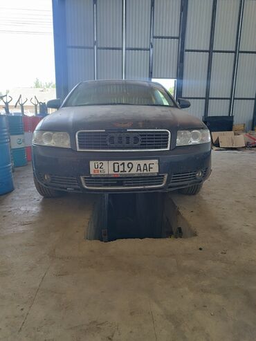 Audi: Audi A4: 2001 г., 2 л, Механика, Бензин, Седан