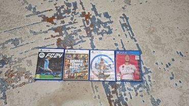 жесткий диск новый: Playstation 5 diskleri. Hamisi birlikde verilir 50Azn. Disklerde ciziq