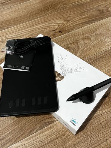 стекла для планшетов sigma mobile: Планшет, Б/у, Графический цвет - Черный