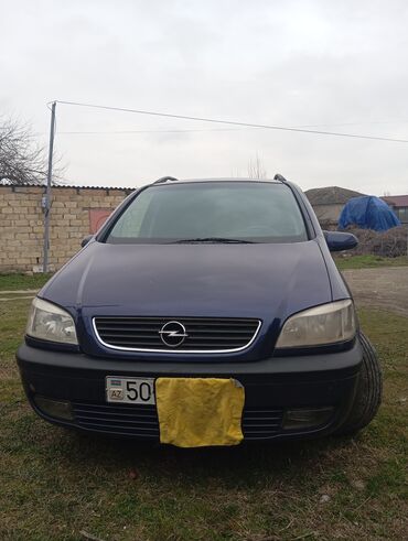 maşın satış: Opel Zafira: 1.8 l | 1999 il 400000 km Ofrouder/SUV