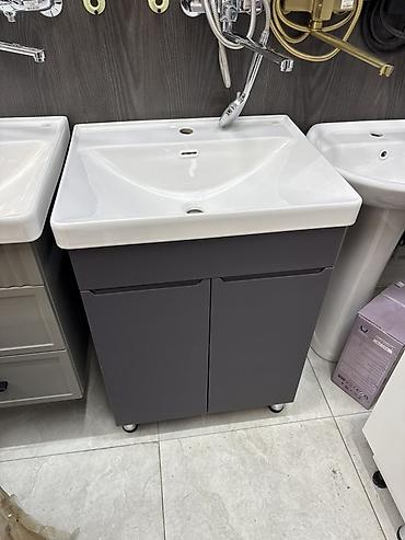silver kitchen: Тумба с умывальником для ванной комнаты 600*500 - Комплект: напольная — 2