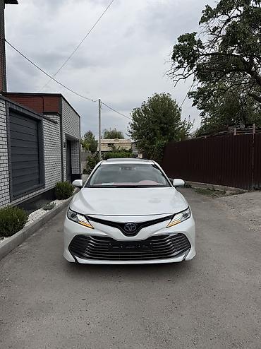 Продажа авто: Toyota Camry: 2019 г., 2.5 л, Вариатор, Гибрид, Седан — 1