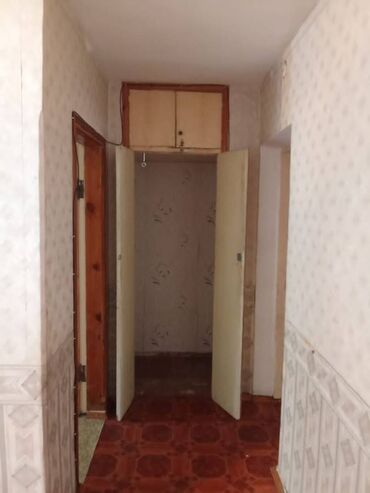 Продажа квартир: 3 комнаты, 60 м², 1 этаж, Старый ремонт