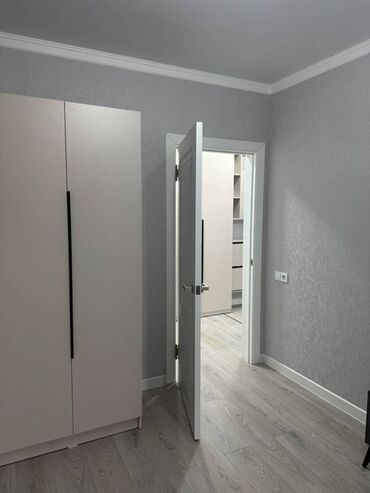 продажа квартир в бишкеке без посредников 2022: 2 бөлмө, 54 кв. м, Элитка, 2 кабат, Евроремонт