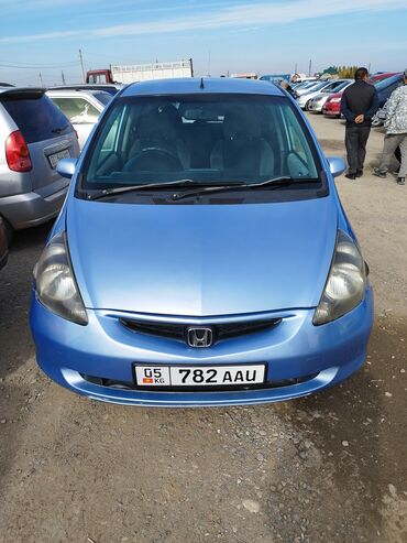 рассрочка авто фит: Honda Fit: 2001 г., 1.5 л, Автомат, Бензин