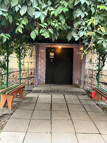 3 комнаты, 56 м², Центральная мечеть 104 серия, 4 этаж, Старый ремонт