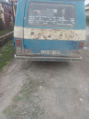 мерседес гигант 711: RAF : 2.5 l | 1989 il Mikroavtobus