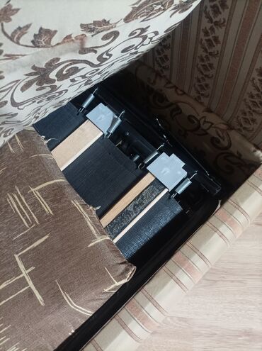 Гарнитуры для зала: Гарнитур для зала, Б/у, Кресло, Диван, Дерево, Самовывоз at lalafo.kg — 9 Гарнитуры для зала: Гарнитур для зала, Б/у, Кресло, Диван, Дерево, Самовывоз — 9