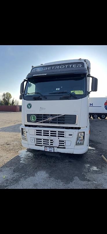 патрубки турбины: Тягач, Volvo, 2007 г., Тентованный — 4