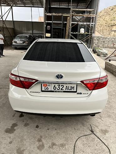 авто ярис: Toyota Camry: 2017 г., 2.5 л, Вариатор, Гибрид, Седан — 5