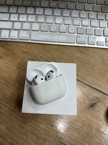 Qulaqcıqlar: İşlənmiş Simsiz (Bluetooth) Qulaqcıqlar, Apple, rəng - Ağ