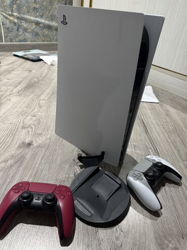 ps5 pult: Sony Playstation 5 825 GB - Ev şəraitində təmiz işlədilib. - 2