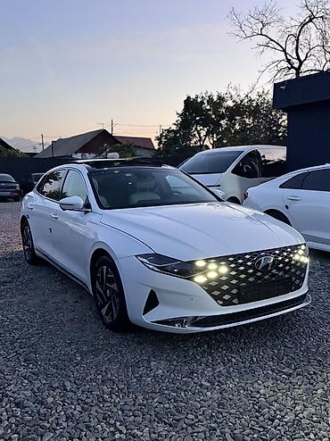 grande: Hyundai Grandeur: 2022 г., 2.4 л, Автомат, Гибрид, Седан — 3