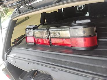 Автозапчасти: Задние фонари для Volkswagen Passat B3 универсал (Variant). - — 1