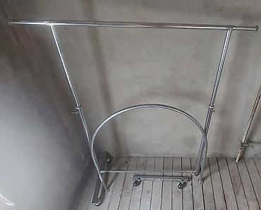 Digər xidmətlər: Metal asılqan/stellaj – təkərli, xrom örtüklü - Material — 1