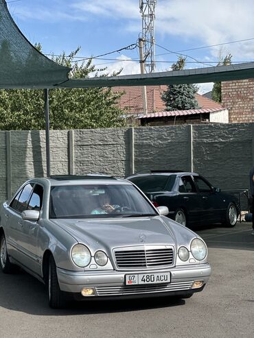 мерс 202 бензанасос: Mercedes-Benz E 320: 1997 г., 3.2 л, Автомат, Бензин, Седан