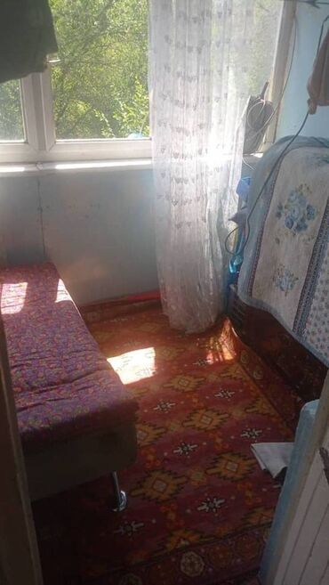 новопокровка квартира берилет: 1 бөлмө, 32 кв. м, 104-серия, 4 кабат, Эски ремонт