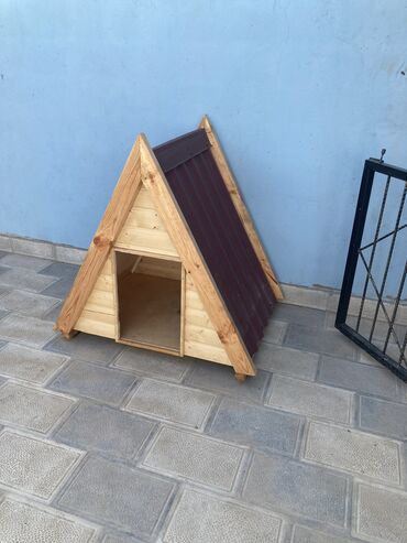 приют собак в баку: It damları 
домики для собак 
300 azn