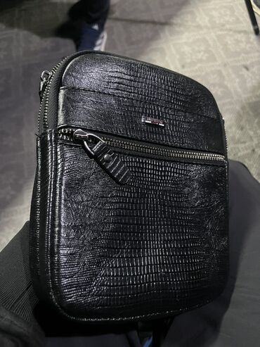 garmin fenix 7 цена бишкек: Мужская/унисекс компактная наплечная сумка (кросс‑боди). - Материал