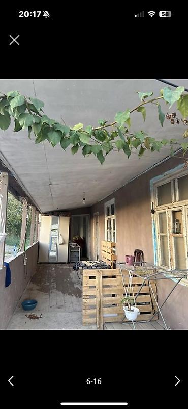 qubada torpaq sahesi satilir: 3 otaqlı, 100 kv. m, Orta təmir — 4