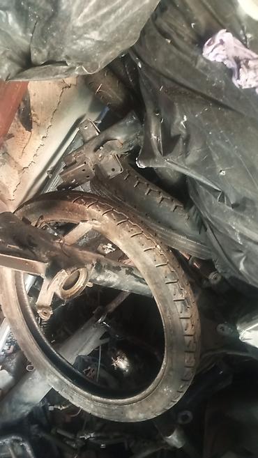 Aksesuarlar və tüninq: Moped/motosiklet aksesuarları və plastik detallar dəsti - Arxa baqaj — 4