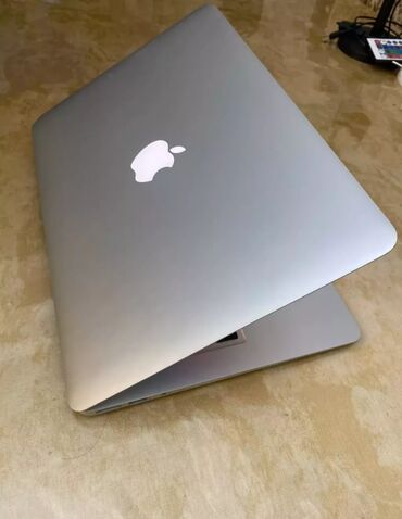 ноутбук macbook: Нетбук, Apple, 8 ГБ ОЗУ, Intel Core i5, 13.3 ", Новый, Для несложных задач, память SSD