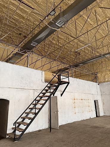 Продажа помещений свободного назначения: Продаётся коммерческое помещение 905 кв.м. (10 соток) Сокулук центр, у — 8