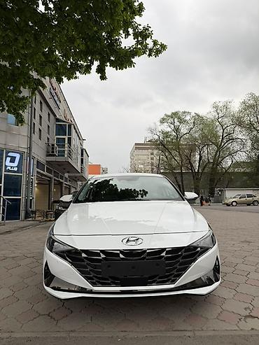 Hyundai: Hyundai Avante: 2022 г., 1.6 л, Вариатор, Гибрид, Седан — 1