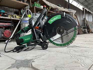 Аренда инструментов: Сдам в аренду Утюги, Строительные леса, Бетономешалки — 52