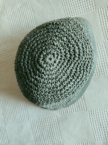 Шарфы, палантины: 1)Новые шарфы.
2) Шапка.
3) Шляпа — 11