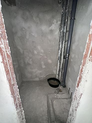23: 1 комната, 42 м², ул. Ахунбаева / Чапаева Индивидуалка, 3 этаж, ПСО (под самоотделку) — 4