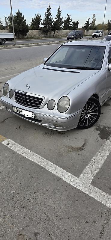 lexus ct 200: Mercedes-Benz E 320: 3.2 l | 2001 il Sedan — 7