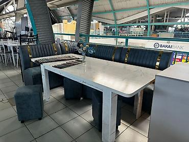 silver kitchen: Кухонный уголок с обеденным столом и пуфами Комплектация: - Угловой — 3