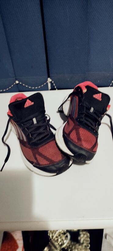 Women's Sneakers and athletic shoes: Adidas, 38.5, bоја - Bordo — 10