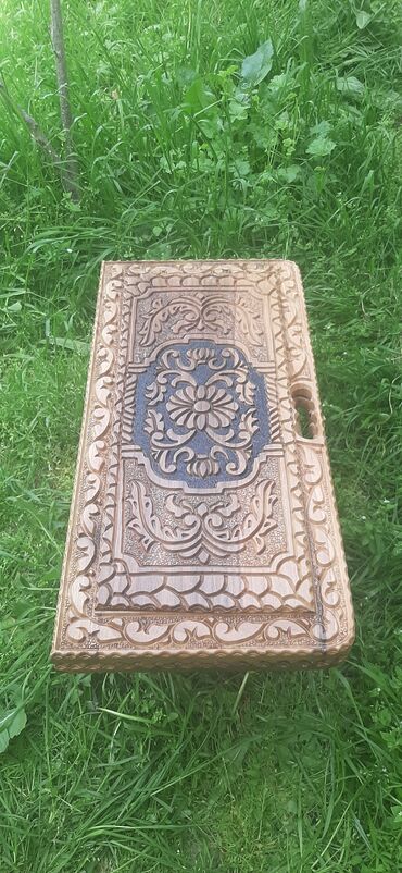 Masaüstü dəstlər: Əl oyma naxışlı taxta tavla dəsti - Material: bərk ağac (tam taxta — 5