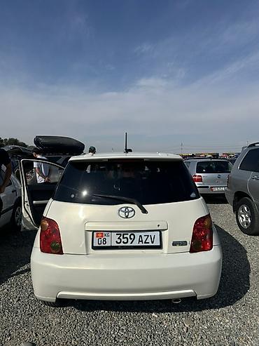 на вариант: Toyota Ist: 2002 г., 1.5 л, Автомат, Бензин, Хэтчбэк — 3
