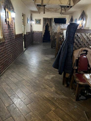 Restoran, kafelər: Nəsimi rayonu,Memar əcəmi metro yaxınlığında,İşlək pub icarəyə — 8