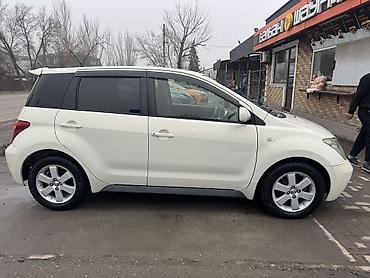 Toyota: Toyota ist: 2003 г., 1.5 л, Автомат, Бензин, Седан — 8