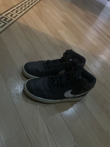 Krasofkalar və idman ayaqqabıları: 10manata satılır işlenmiş nike krasofka,sport
