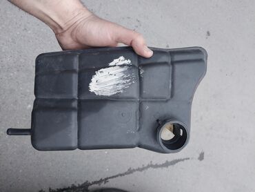 Çənlər, balonlar: Ford mondeo 1993-2006 su baçoku problemsi̇zdi̇r. Vatsapp var. çatı — 10