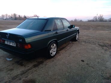 защита двигателя honda cr v: Mercedes-Benz 190-Series: 1.8 l | 1993 il Sedan